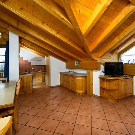 Boschetto Aparthotel Carano (Trentino)